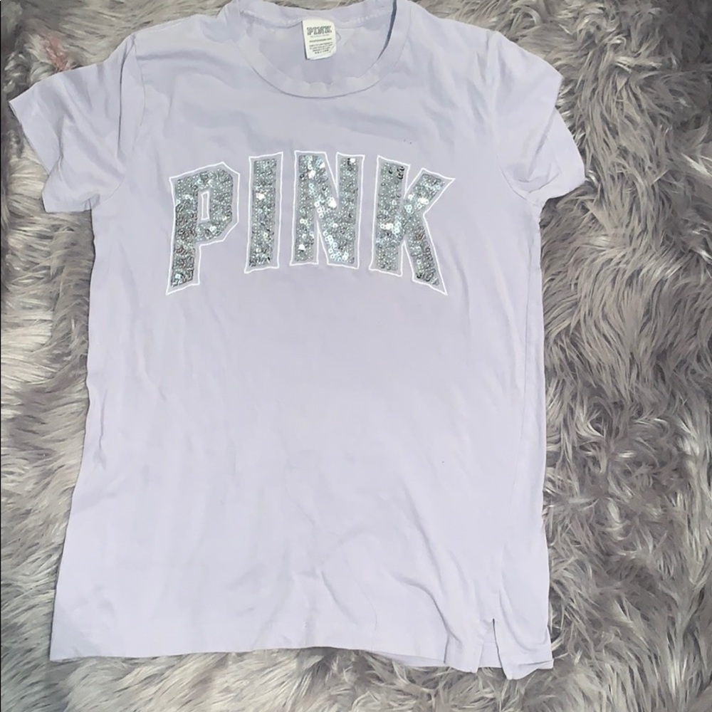 pink shirt